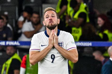 Scotland vs England result: Harry Kane with winner after Harry .
